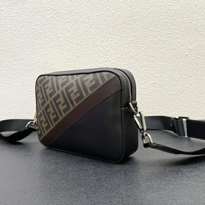 fendi aaa homme mini sac a main s_112ba154